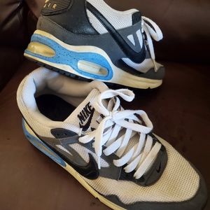 Nike Air Max Skyline – White – Black – University Blue